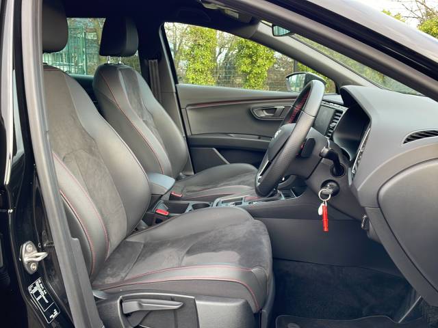 2019 SEAT Leon FR Black Edition [EZ] 1.5 TSI EVO 150 DSG Estate
