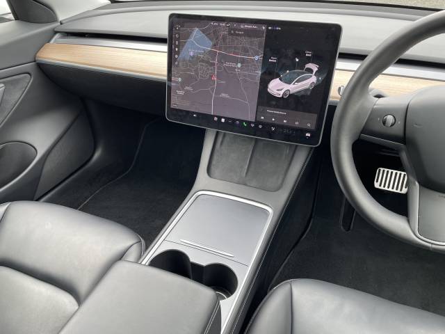 2020 Tesla Model 3 Standard Range Plus Auto 4dr