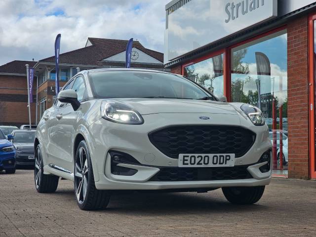 Ford Puma ST-Line X First Edition Plus 1.0 EcoBoost [155] MHEV 5dr SUV Petrol White