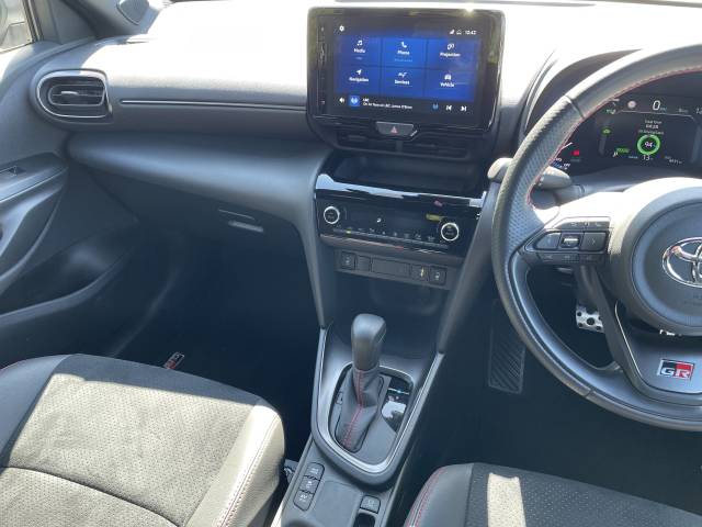 2023 Toyota Yaris Cross GR Sport 1.5 Hybrid CVT Auto 5dr