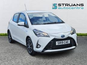 TOYOTA YARIS 2019 (19) at Struans Dundee