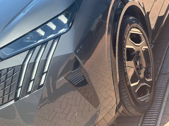 2025 Peugeot E-3008 GT 157kW 73kWh Auto 5dr