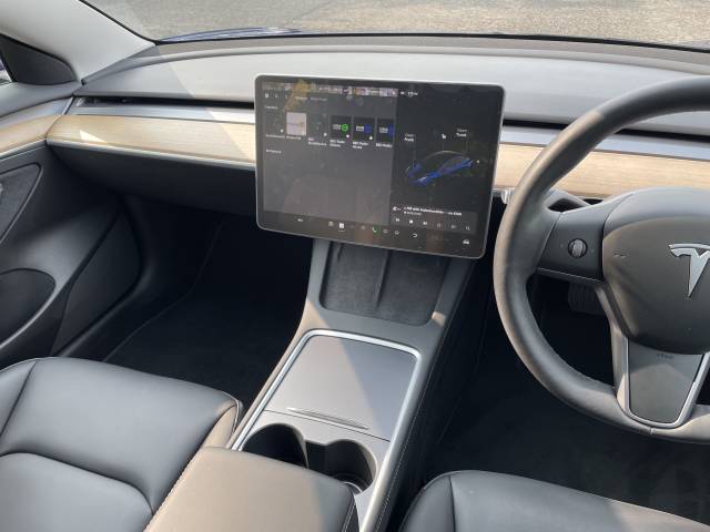2021 Tesla Model 3 Long Range AWD Auto 4dr