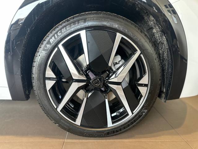 2025 Peugeot 208 GT 1.2 PureTech MHEV 100 e-DSC6 Auto 5dr