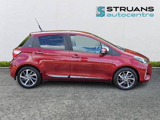 2020 Toyota Yaris Y20 1.5 VVT-i 5dr [Bi-Tone]