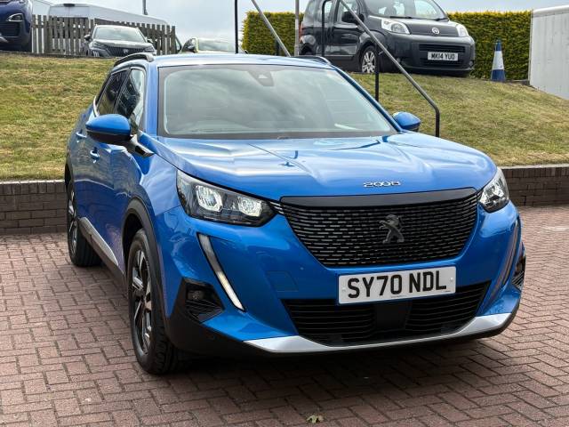 Peugeot 2008 Allure 1.2 PureTech 5dr SUV Petrol Blue