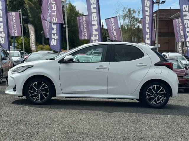 2022 Toyota Yaris Design 1.5 Hybrid CVT Auto 5dr
