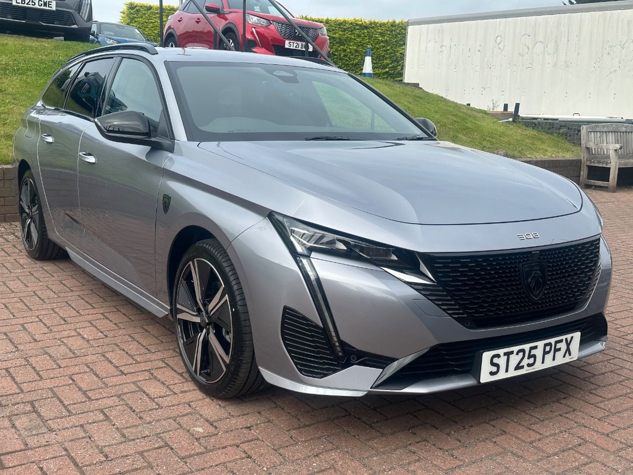 2025 Peugeot 308 SW