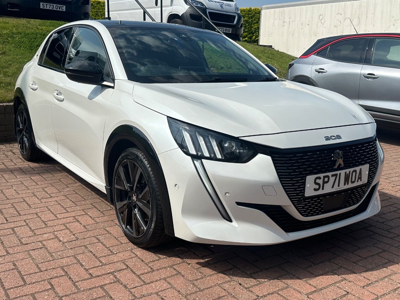 2021 Peugeot 208