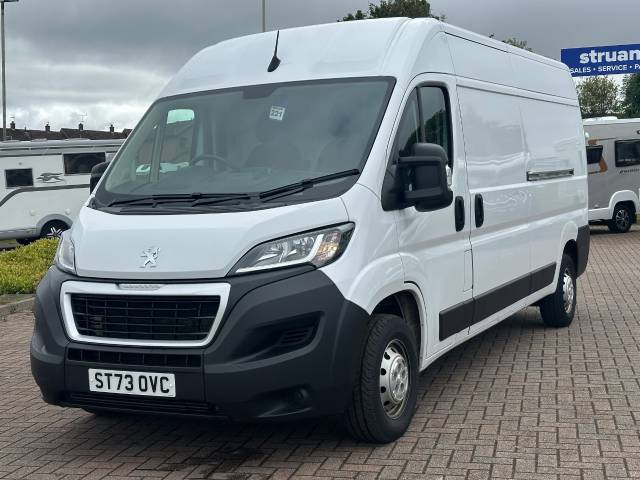 2023 Peugeot Boxer 335 L3H2 Professional Premium+ 2.2 BlueHDi [140ps]