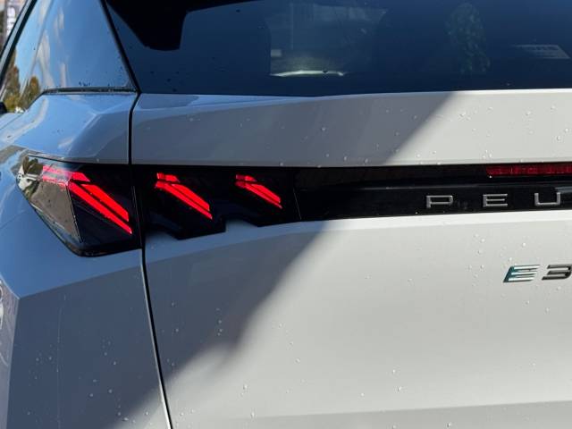 2024 Peugeot E-3008 0.0 157kW GT 73kWh 5dr Auto