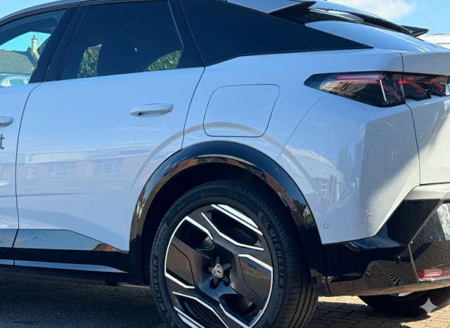 2024 Peugeot E-3008 0.0 157kW GT 73kWh 5dr Auto