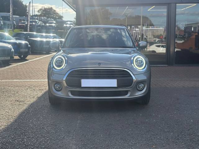 2019 Mini Hatchback One Classic II 1.5 5dr [Comfort/Nav Pack]