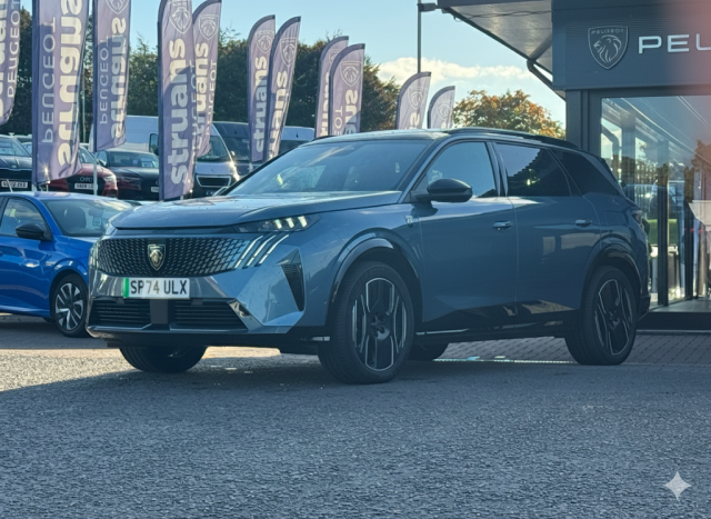 2024 Peugeot E-5008 0.0 157kW GT 73kWh 5dr Auto