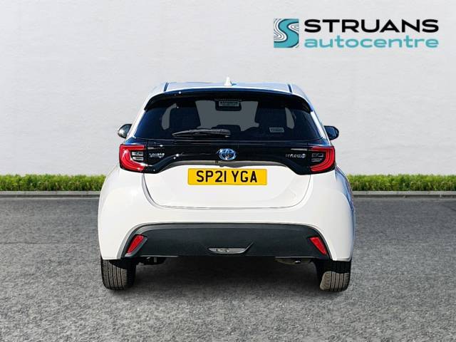 2021 Toyota Yaris Design 1.5 Hybrid CVT Auto 5dr