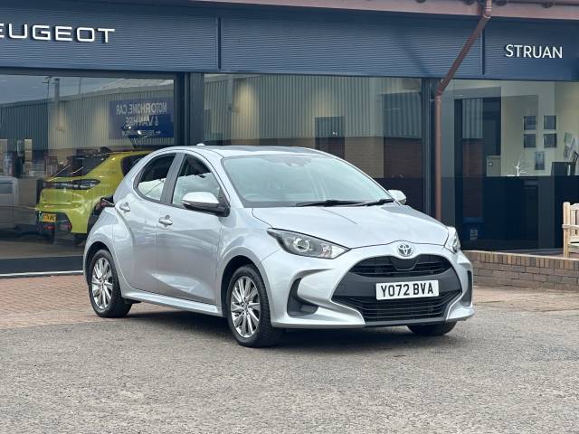 Toyota Yaris Icon 1.5 Hybrid CVT Auto 5dr Hatchback Hybrid Silver