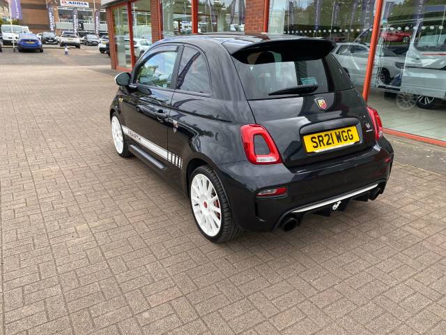 2021 Abarth 595 Essesse 1.4 T-Jet 180 3dr