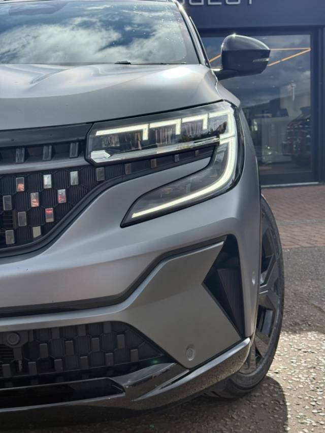 2023 Renault Austral 1.2 Iconic Esprit Alpine E-Tech FHEV Auto 5dr