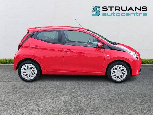 2019 Toyota Aygo X-Play 1.0 VVT-i 5dr
