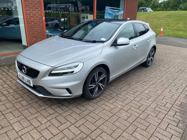 2018 Volvo V40 2.0 R-Design Pro D3 [150] 5dr