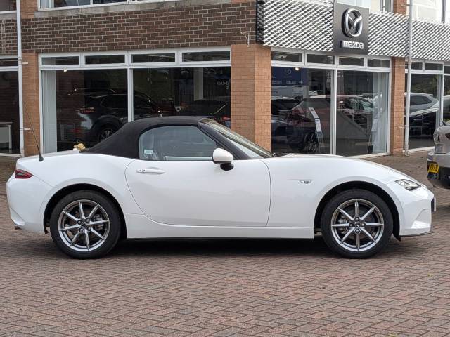 2025 Mazda MX-5 Exclusive-Line 1.5 [132] 2dr