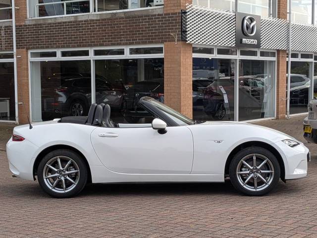 2025 Mazda MX-5 Exclusive-Line 1.5 [132] 2dr