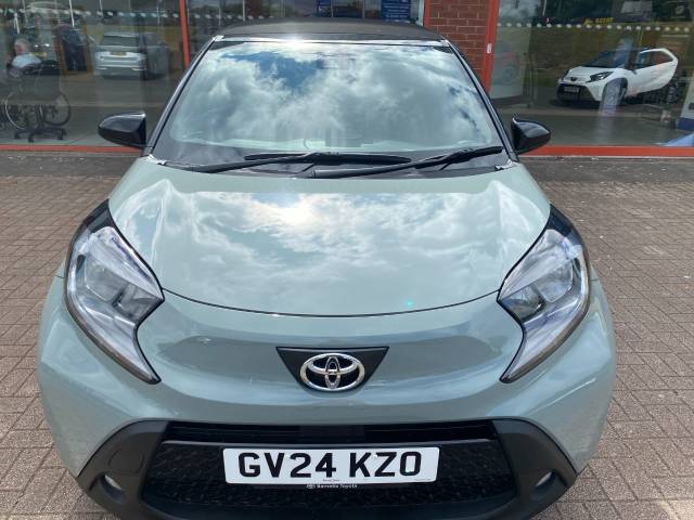 Toyota Aygo X Edge 1.0 VVT-i Auto 5dr [Canvas/Parking] Hatchback Petrol Green