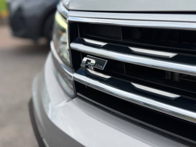 2018 Volkswagen Tiguan R-Line 2.0 TDi 4Motion DSG Auto 5dr