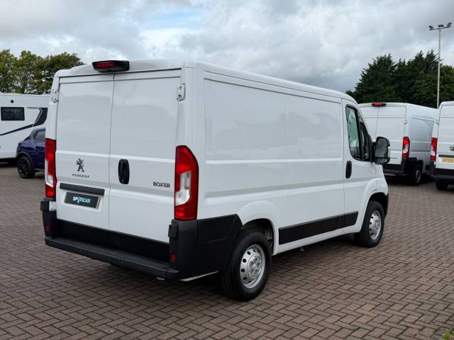 2023 Peugeot Boxer 2.2 333 L1H1 SWB Professional Premium+ BlueHDi [120]