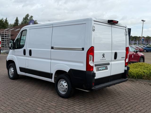 2023 Peugeot Boxer 2.2 333 L1H1 SWB Professional Premium+ BlueHDi [120]