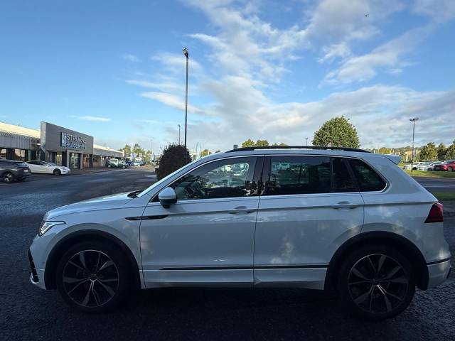 2023 Volkswagen Tiguan R-Line 2.0 TSi 4Motion DSG Auto 5dr
