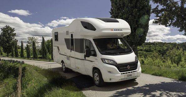 Motorhomes & Caravans