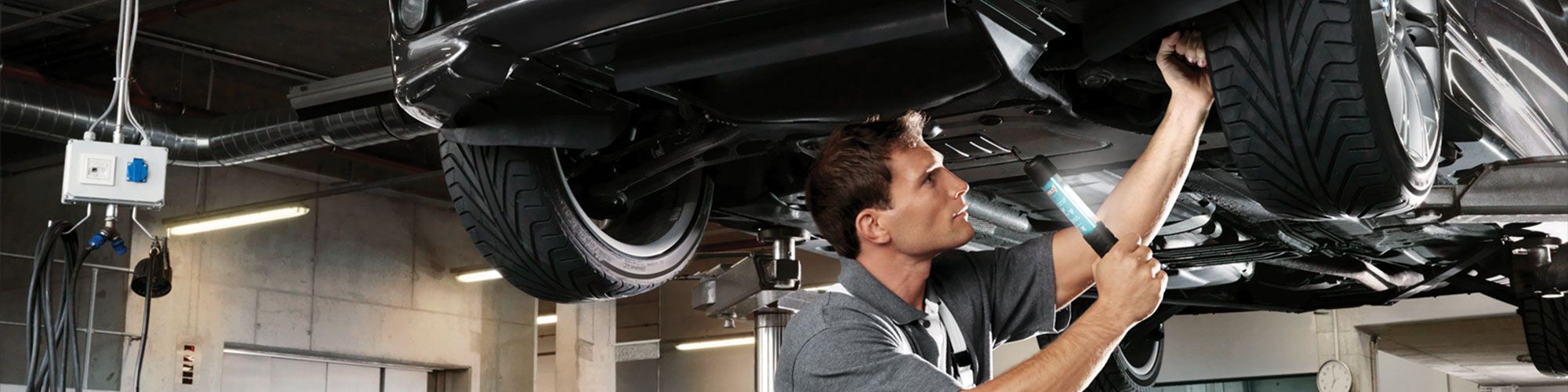 Toyota Servicing in Perth and Dundee at Struans