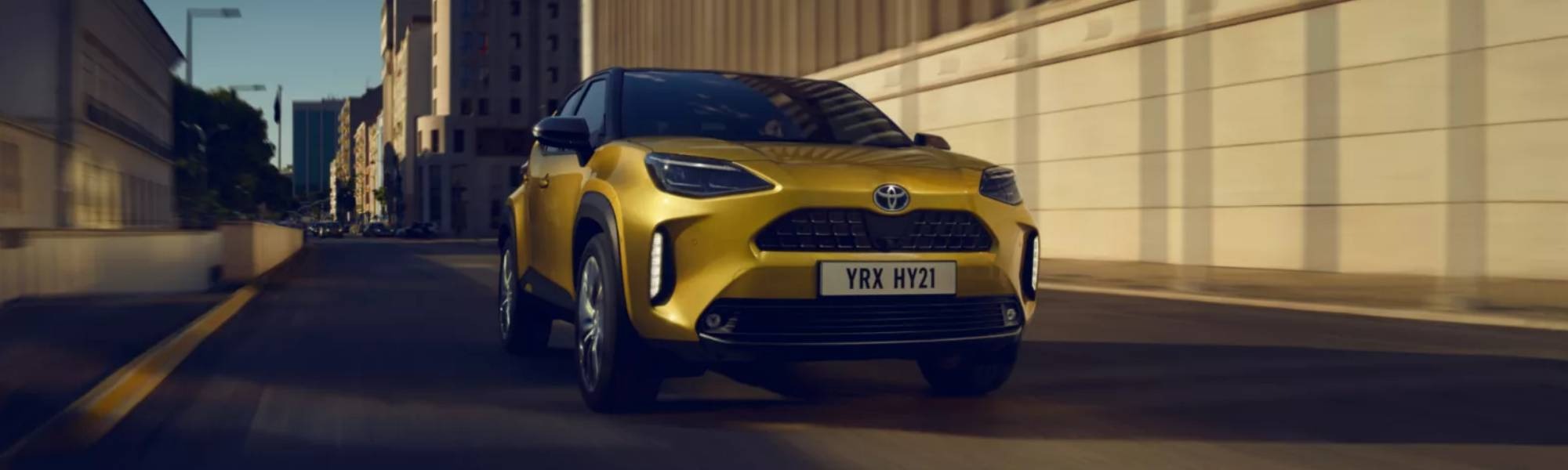toyota yaris-cross Banner