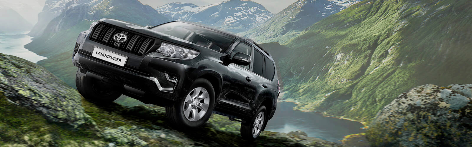 toyota land-cruiser-commercial Banner
