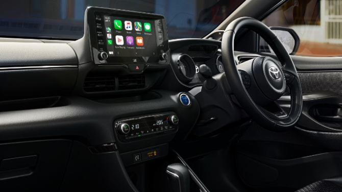 Toyota Yaris - Interior