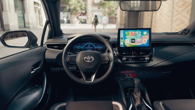 Toyota Corolla Hatchback - Interior