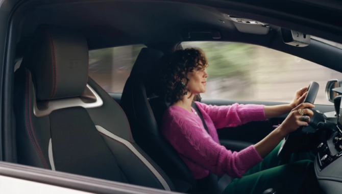Toyota Corolla Touring Sports - Interior